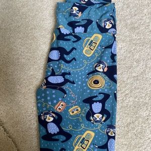 One Size Lularoe Sloth 🦥 Leggings! Worn once!